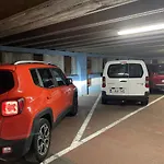 James Oostende - Parking Inclusive